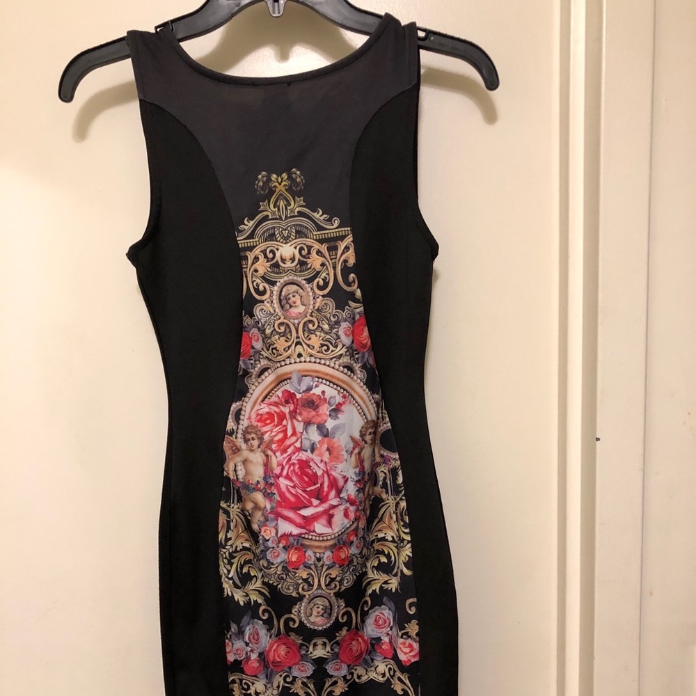 Sleeveless Fitted Black/Grey Design Dress